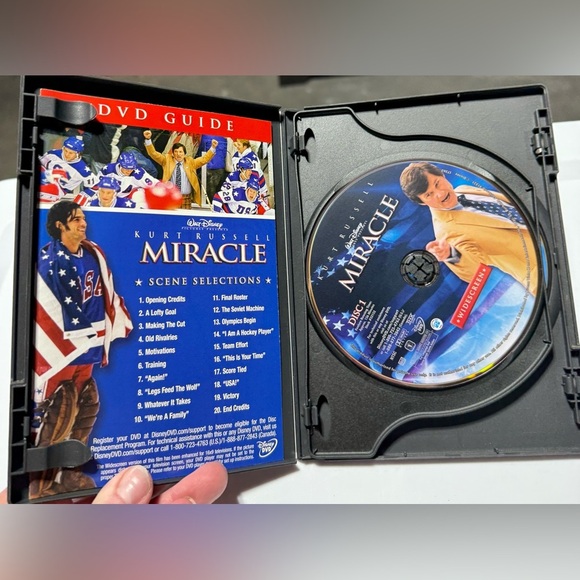 Disney’s Miracle Widescreen Edition DVD with Kurt Russel - Picture 3 of 4